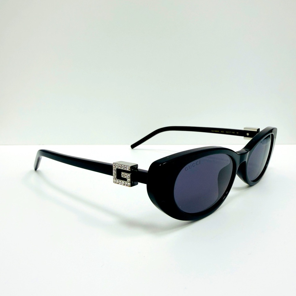 Gucci GG1680S 002 OVAL SMALL SUNGLASSES WITH STUDDED GG LOGO